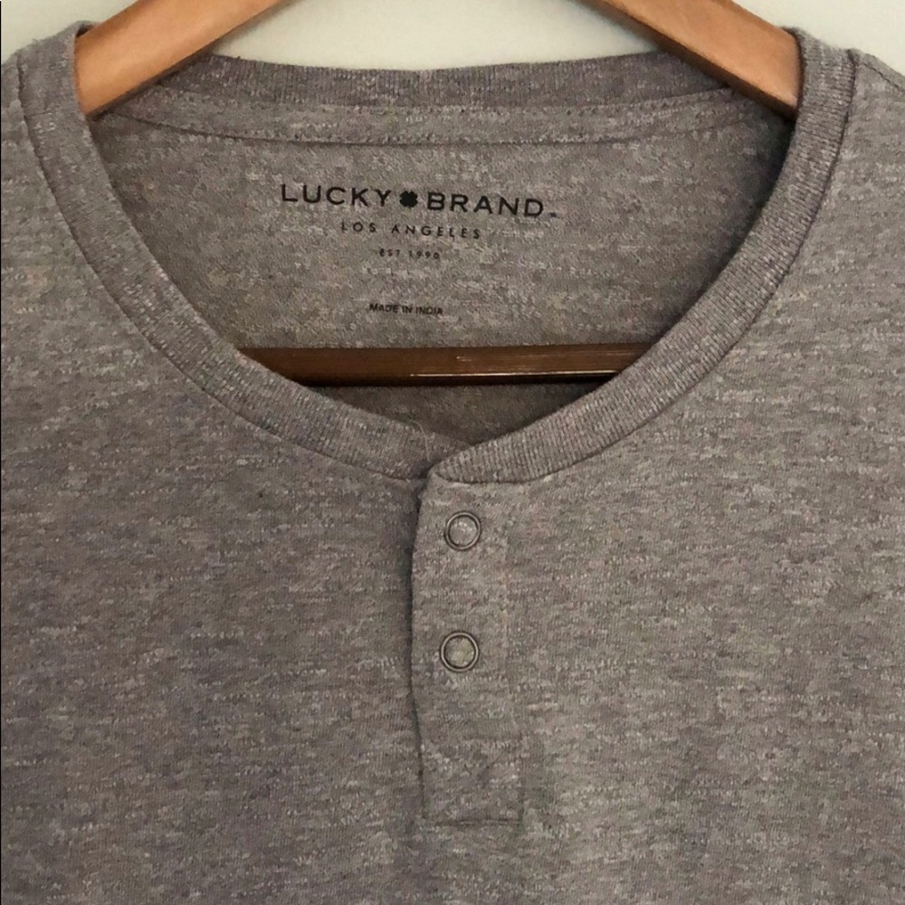 NWT Lucky Brand Snap Henley Long Sleeve Gray - Picture 3 of 7